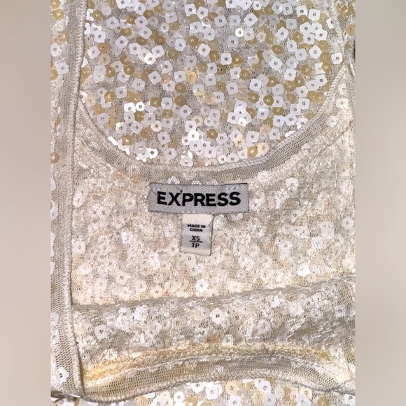 EXPRESS Ivory White Sequin Semi Cropped Tank Top size XS - Picture 9 of 9